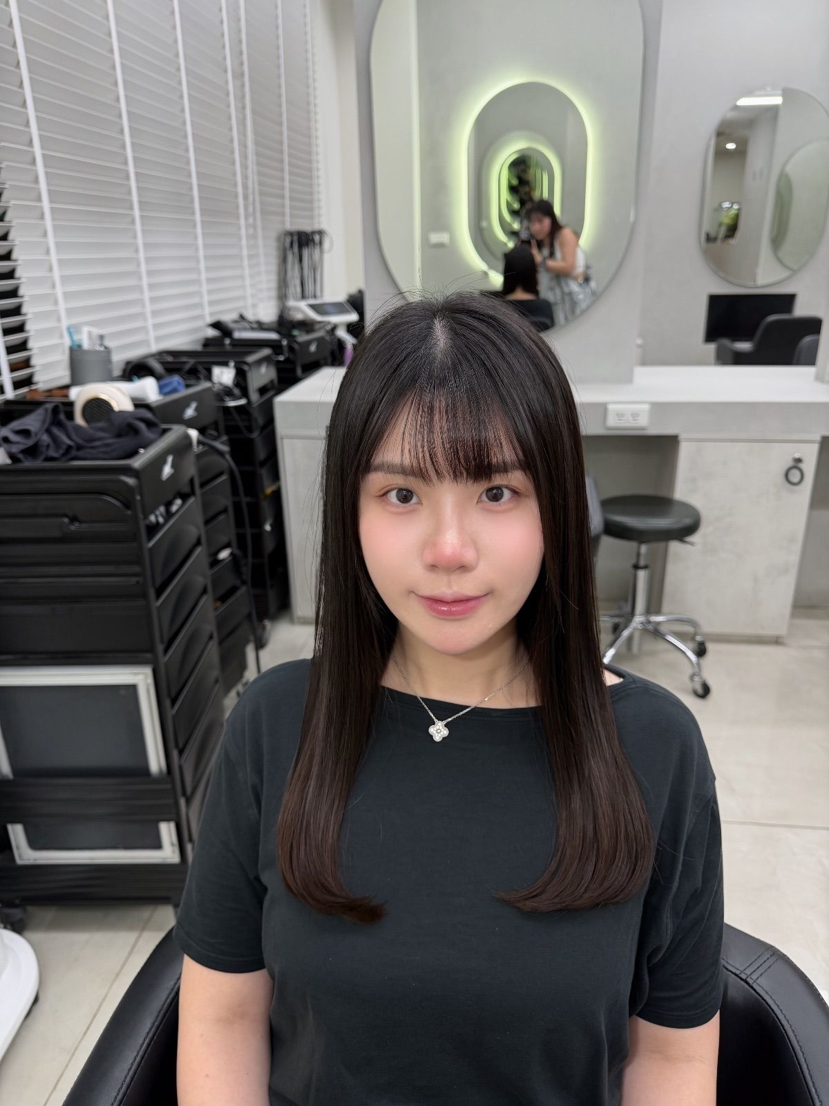 舍肆 Celsius Salon 竹北燙髮作品・中長髮、縮毛矯正、髮尾內灣、瀏海・設計師 Nina